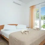 - 01 Feriehus