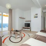 - 01 Feriehus