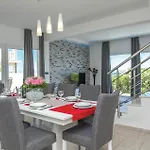 - 01 Feriehus *