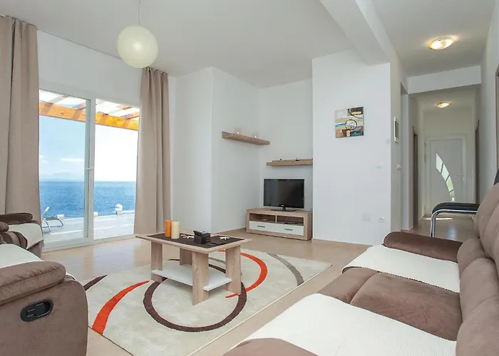 - 01 Ferienhaus