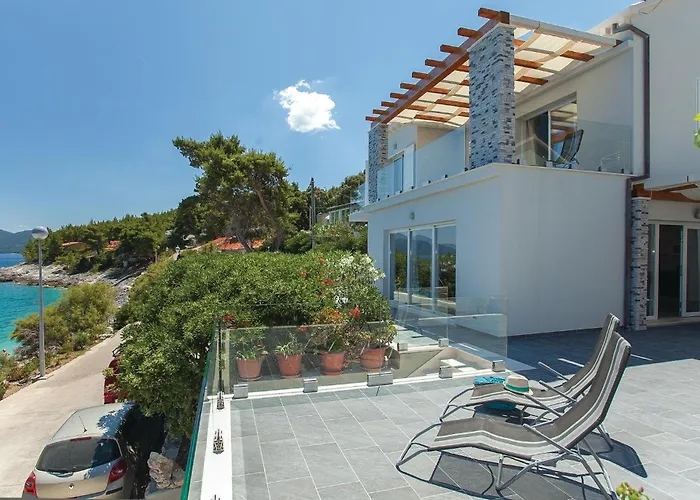 - 01 Ferienhaus