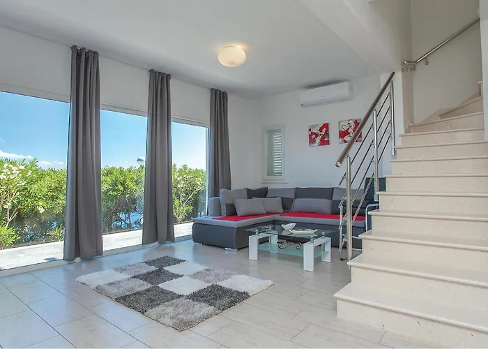 - 01 Ferienhaus