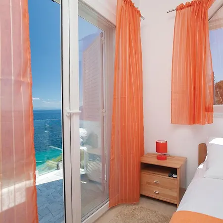 Awesome Home In Prigradica With Wifi Holiday home Prigradica