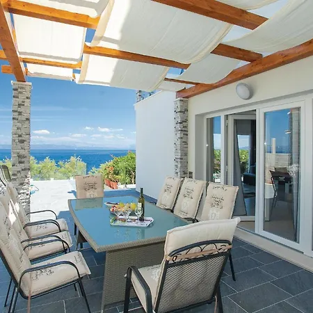 Holiday home Awesome Home In Prigradica With Wifi Prigradica
